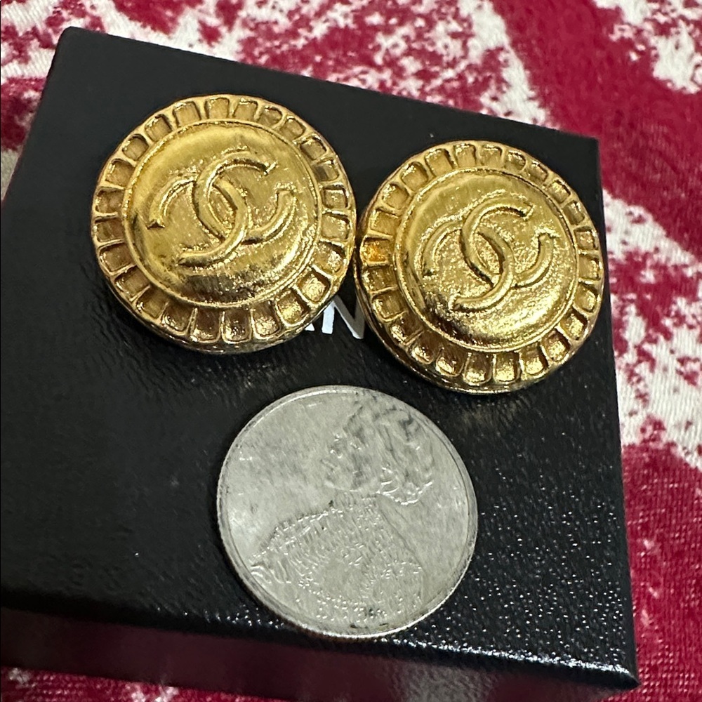 Chanel Gold-Tone Interlocking CC Button Earrings - Picture 8 of 10